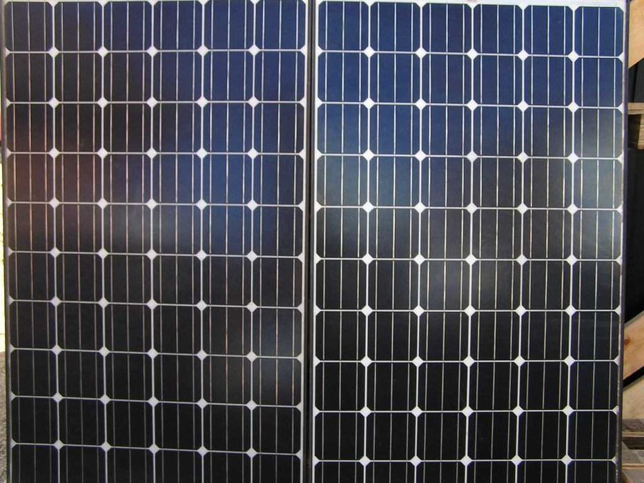 bateria panele sloneczne monokrystaliczne 270W czarna rama