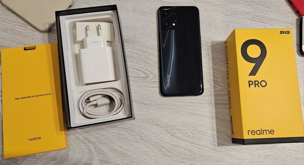 Realme 9 PRO + gratisy