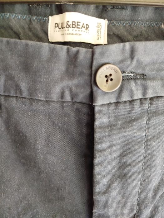 Calças azuis escuras Pull and Bear