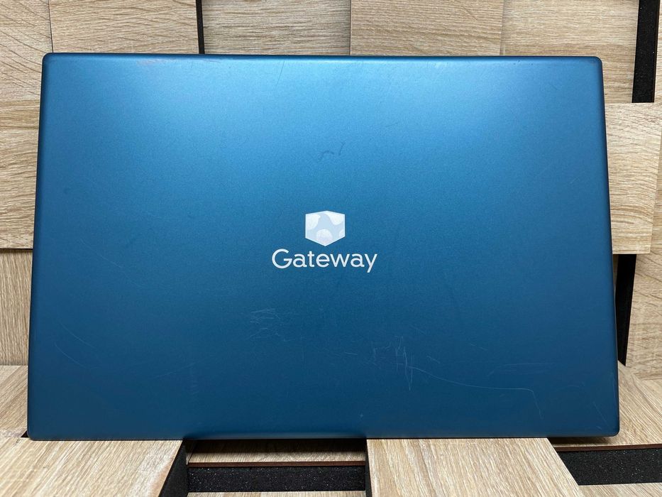 №5492 Ноутбук Gateway GWNR51416 FHD IPS/R5 3500U/SSD256Gb/8Gb
