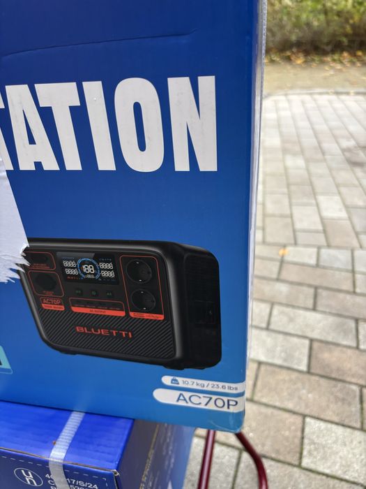 Зарядна станція Bluetti AC70P 864 вт*год LiFePo4 НОВІ ЄВРОПА