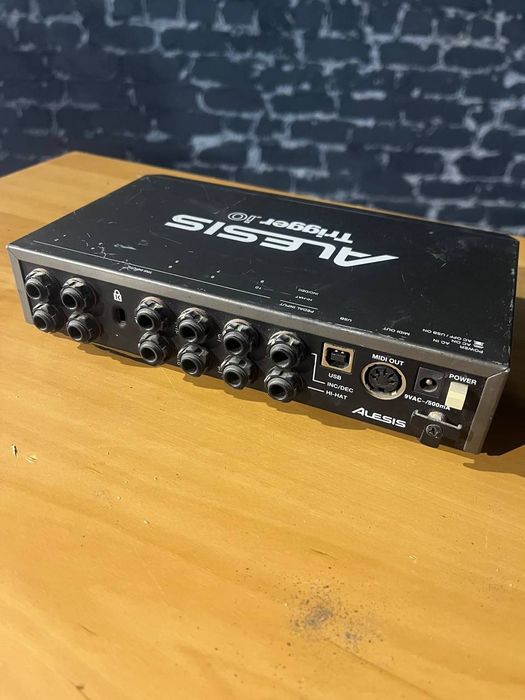 Alesis trigger io