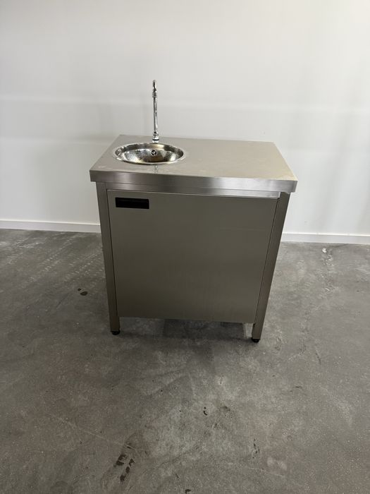 Escaparate com banca / pio