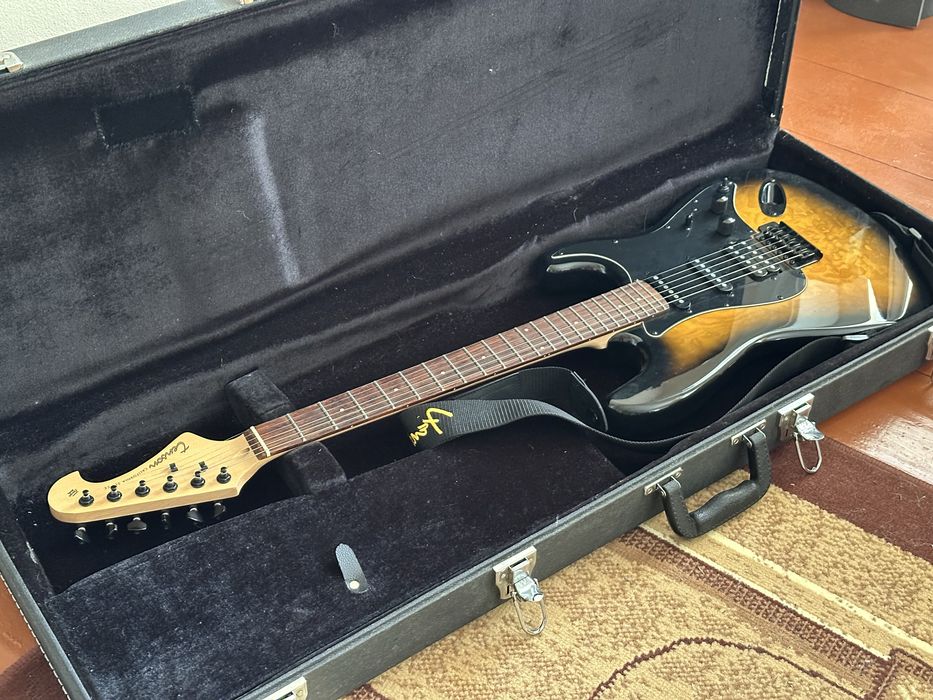 Tenson Stratocaster - California Series + кейс
