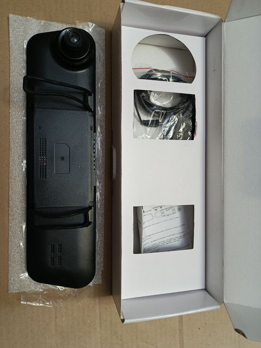 Продам дзеркало-відеореєстратор!