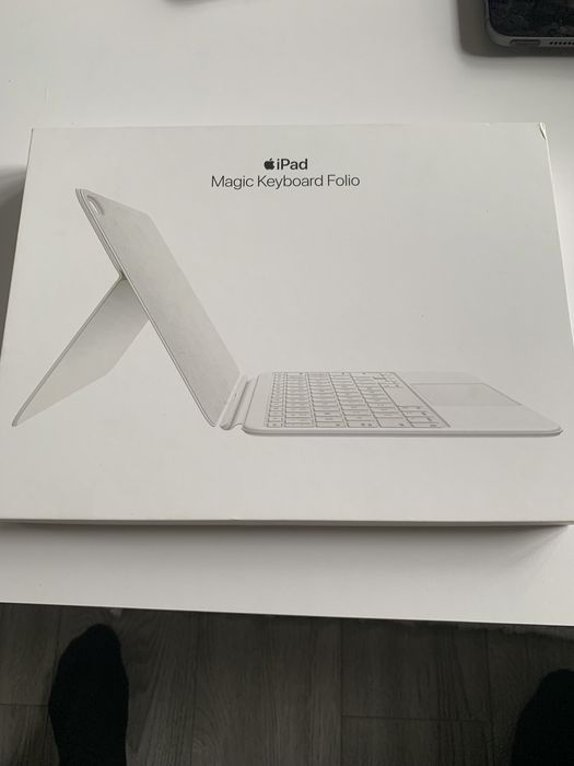 Ipad Magic Keyboard Folio