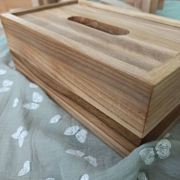 Серветниця дерев'яна