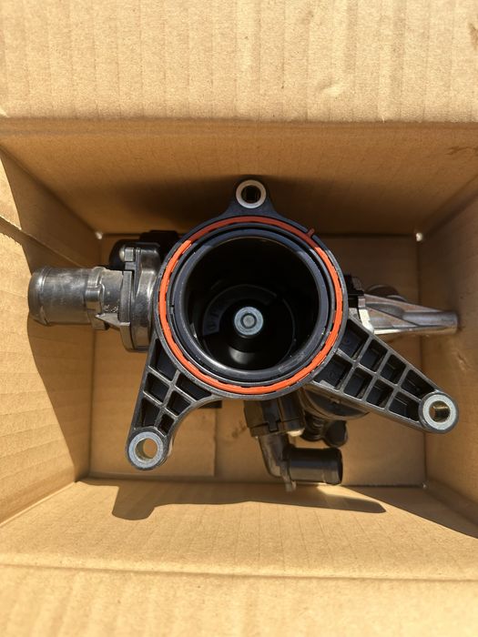 Термостат блок на Subaru Forester 2.5 2019-…..