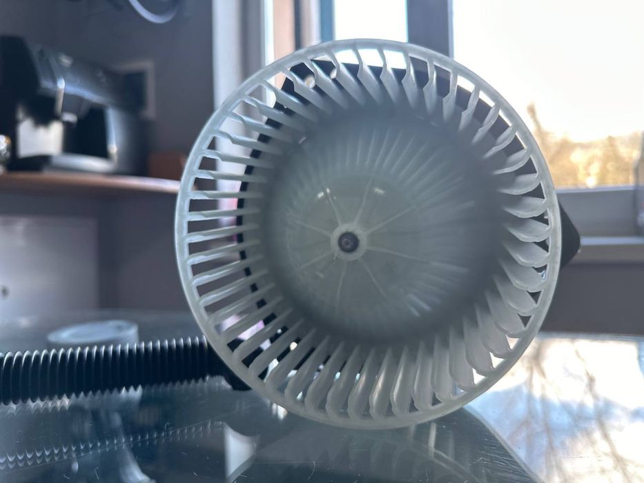 Вентилятор пічки NISSAN PATROL Y61.Вентилятор печки NISSAN PATROL Y61