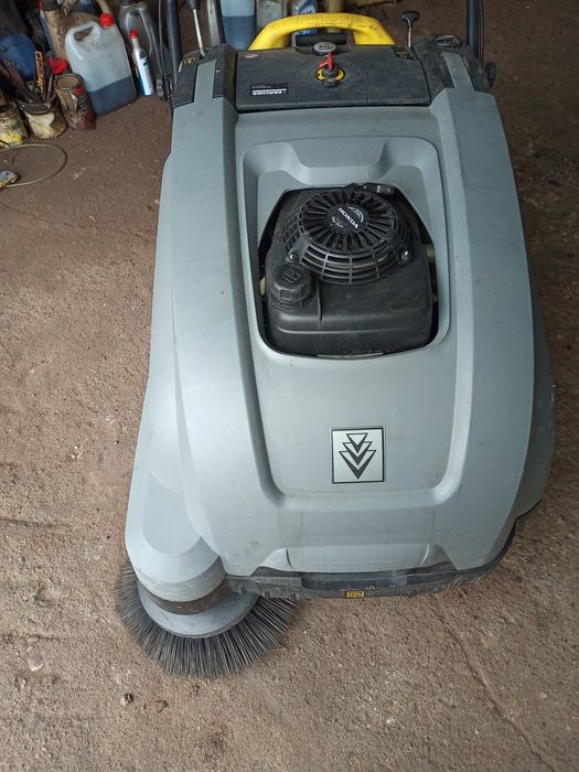 Zamiatarka Karcher KM 75/40 W