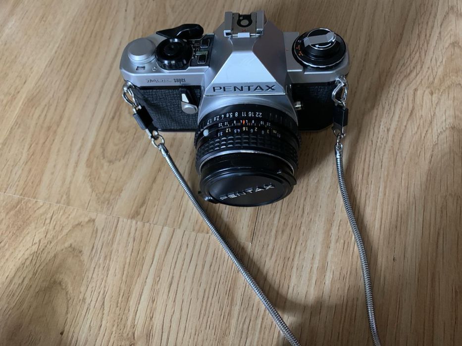 Плівковий зеркальний обьєктив фотоапарат Pentax me tokina