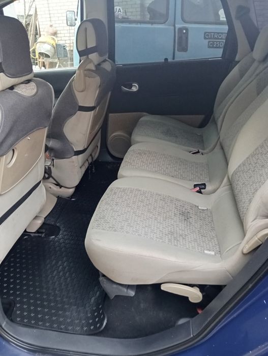 Рено гранд сценік