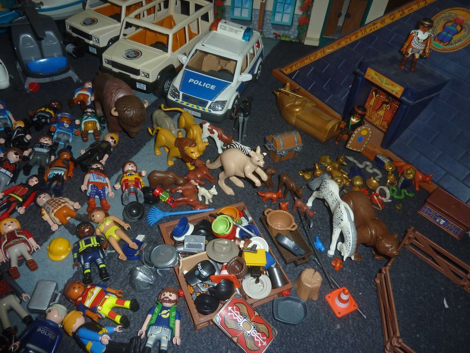 Conjunto de mais de 150 peças Playmobil