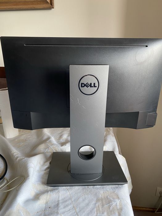 Monitor Dell P2217H 22″ FHD — IPS, USB-Hub, Pivot, idealny do biura