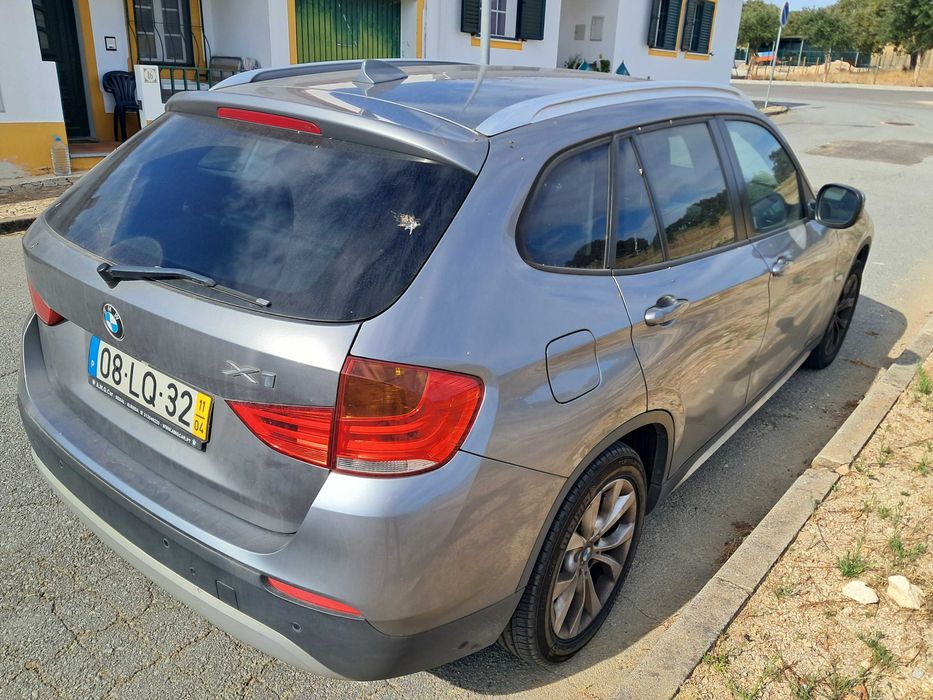 BMW X1 em óptimo estado
