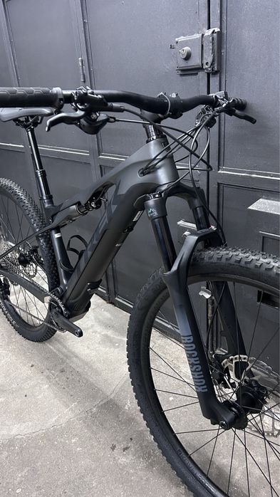 Bicicleta eletrica Trek E-Calliber
