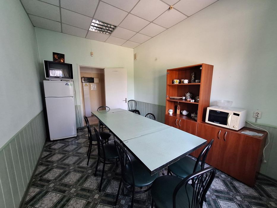 Масштабний простір 600+ м² на Бабурці: рішення для вашого проєкту