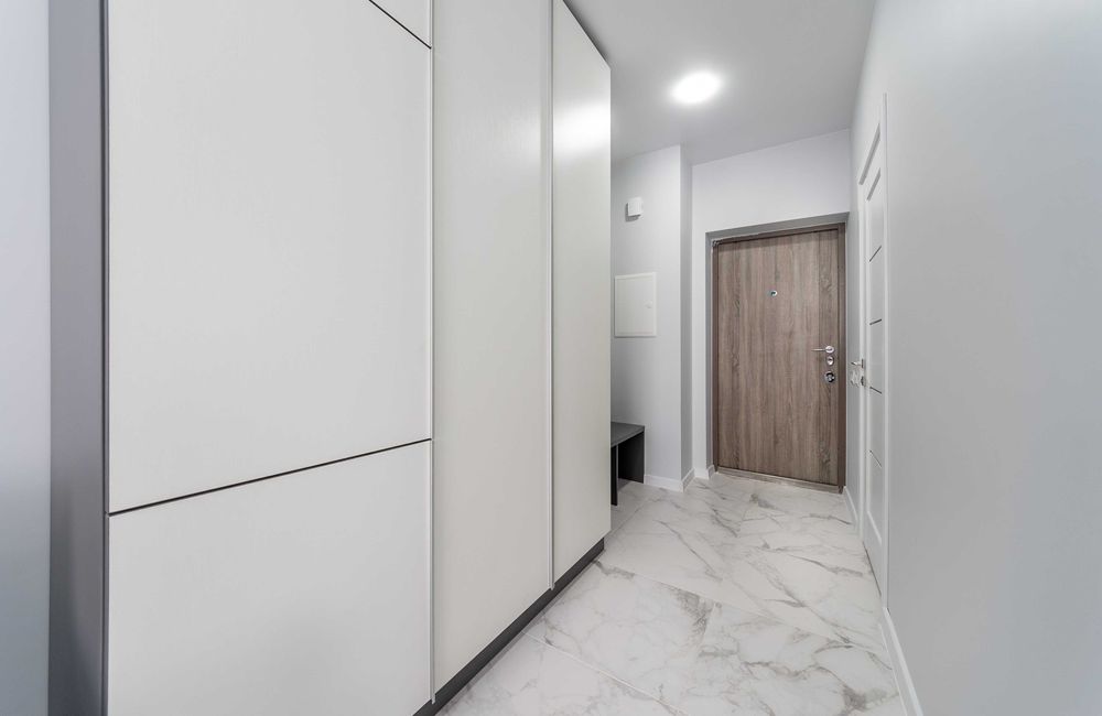 Стильна студія подобово, з Генератором, між двома станціями метро.