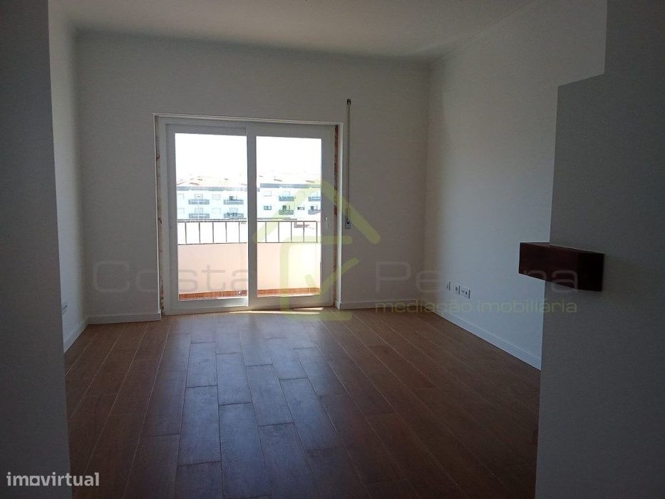 Apartamento T2 para arrendamento Anual
