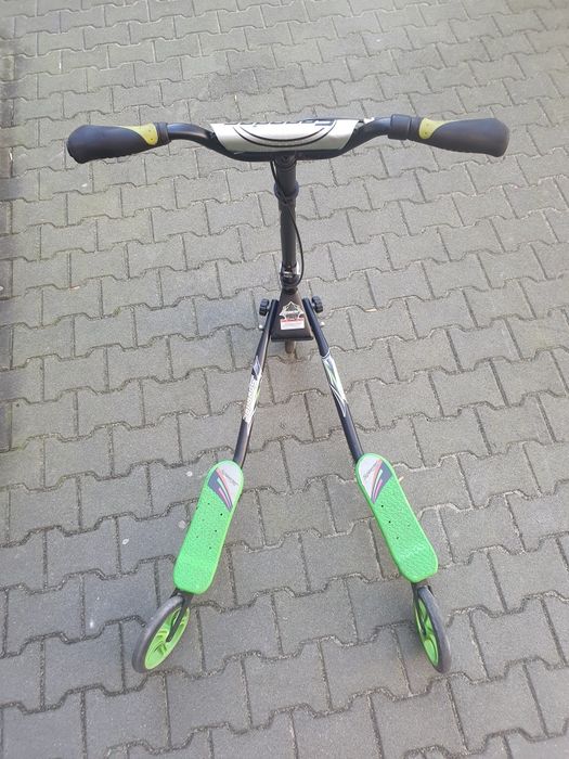 Trójkołowa wyczynowa hulajnoga