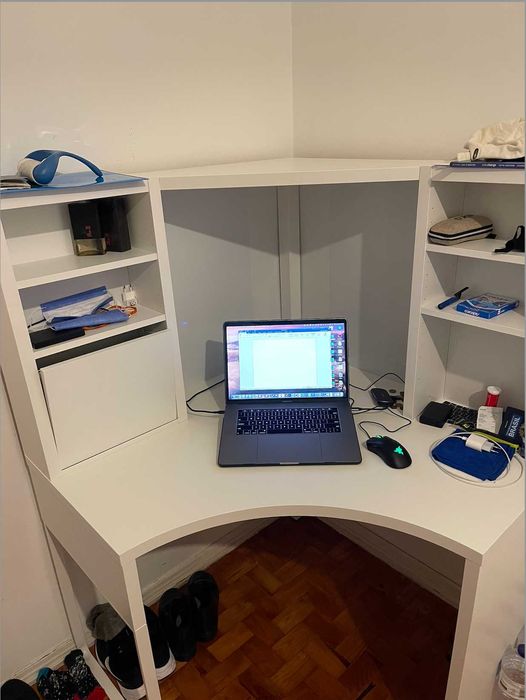 Secretária IKEA 1 Mês de uso