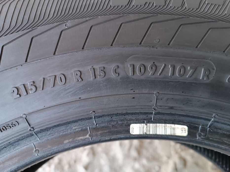 Літні шини 215/70 R15C  Semperit van-life 2