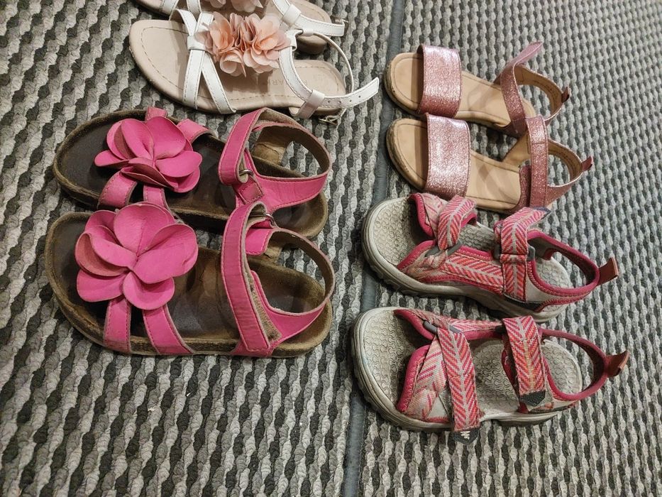 Sandałki dla dziewczynki 27 i 28