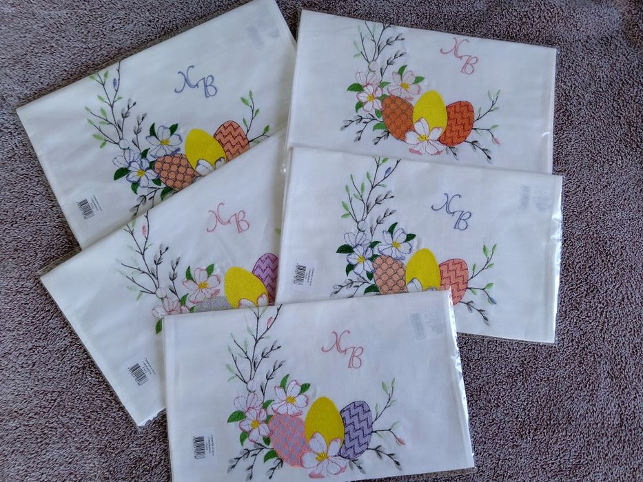 Пасхальна серветка з мереживом 35х62