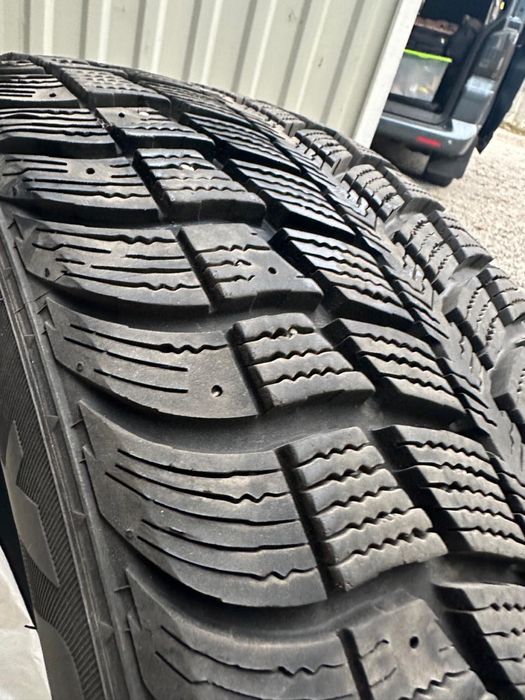 Зимова резина шини FEDERAL HIMALAYA 235/55/17