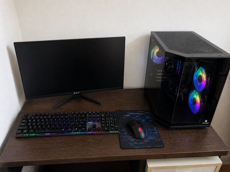 Conjunto Gaming Nitropc, torre + perifericos