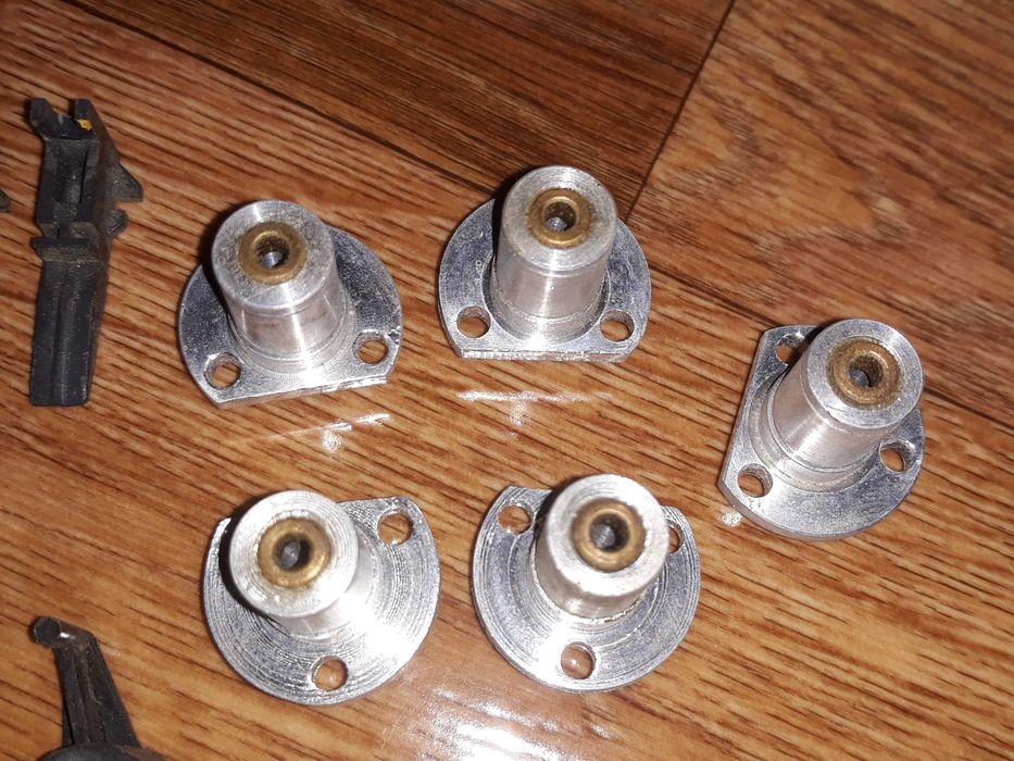 Комплектующие для магнитофона Маяк