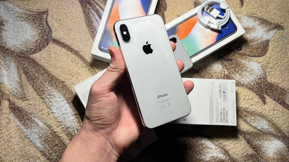 iPhone X 64GB, в хорошем состоянии