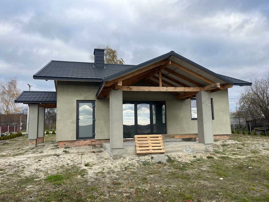 Будинок новобудова (коробка під чистову обробку)