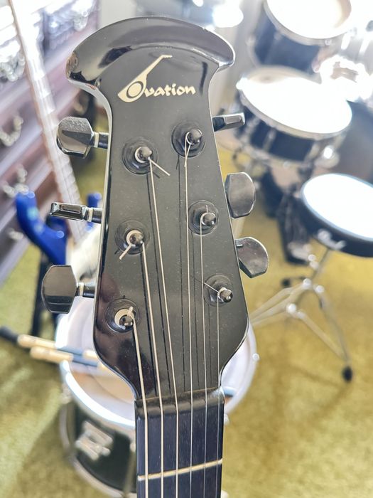 Guitarra Ovation