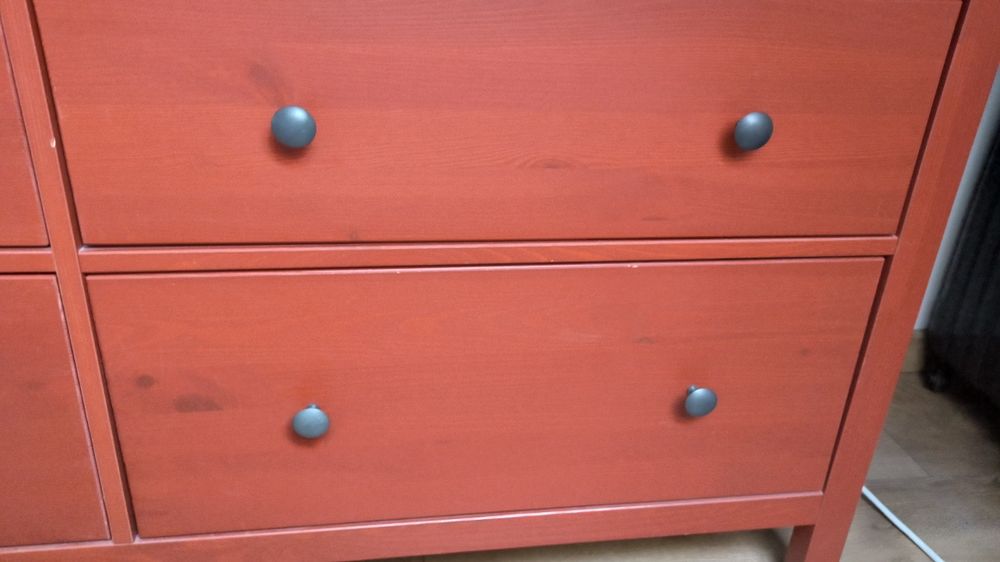 Komoda Hemnes Ikea czerwona