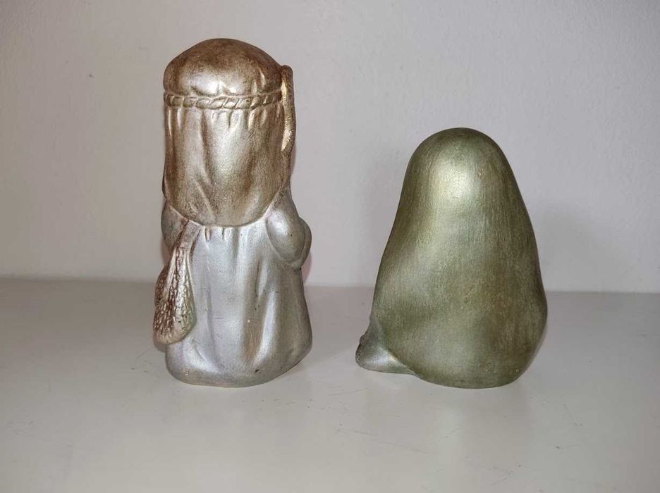 Presépio infantil de 2 figuras pequenas dimensões