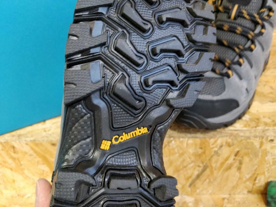 Кросівки Columbia Lakeview Mid черевики трекінгові Нові Оригінал