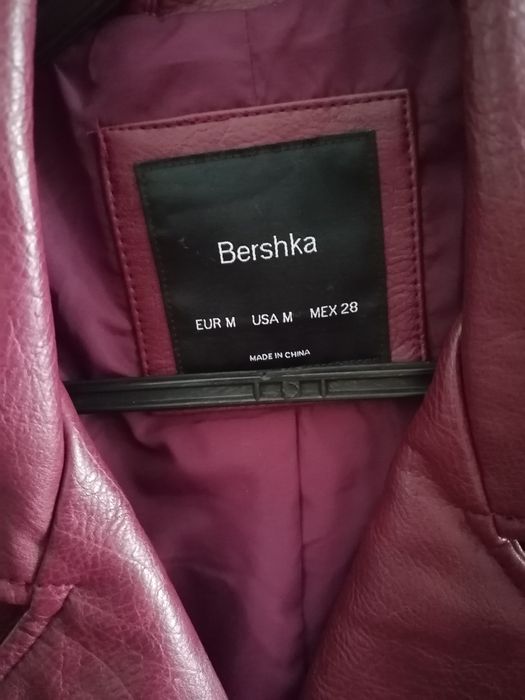 Casaco Bershka Tam, M  ( Portes incluídos)