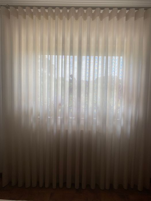 Cortinados feitos à medida - em bom estado