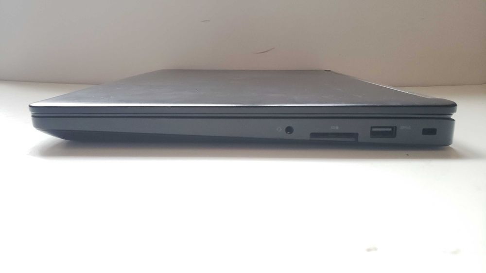 Ноутбук Dell Latitude E5470 14' 1366x768 i3-6100u 2.1GHz 8GB 240GB SSD