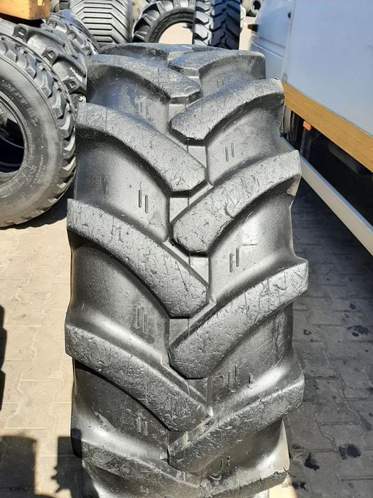 Opona używana 15.5/80-24 ; 405/80-24 ; 405/80R24 MITAS 700zł W4521