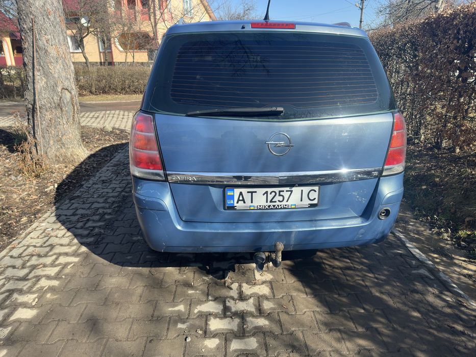 Opel Zafira 1.8 газ/бензин