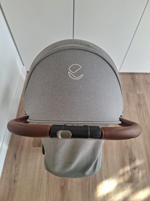 Carrinho de bebe jané rocket ideal para transportar em cabine de avião