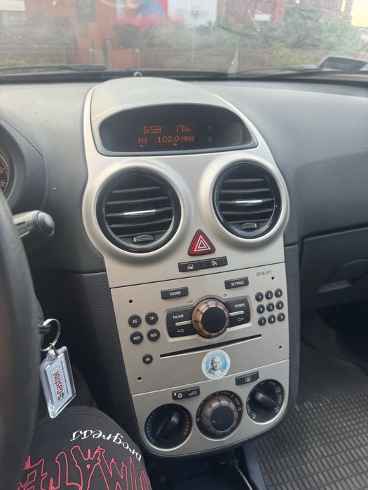 Opel Corsa D 2008r 1.2 - doinwestowany