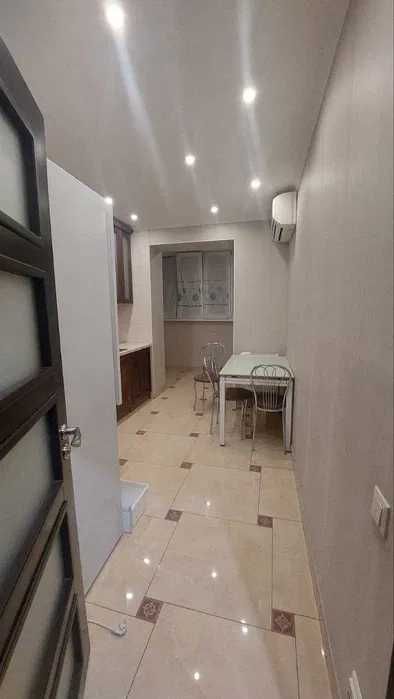 продам 2х.комн.ЖК Янтарный трк Украина, салтовка