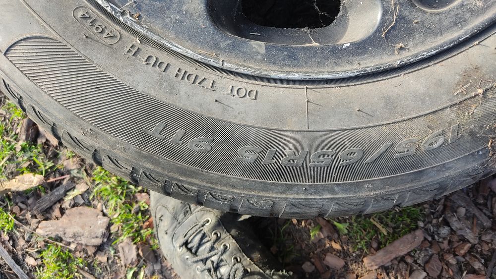 Продам колесо в зборі титан R 15 195/65