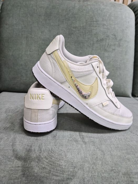 Sneakersy niskie damskie Nike Court 42,5