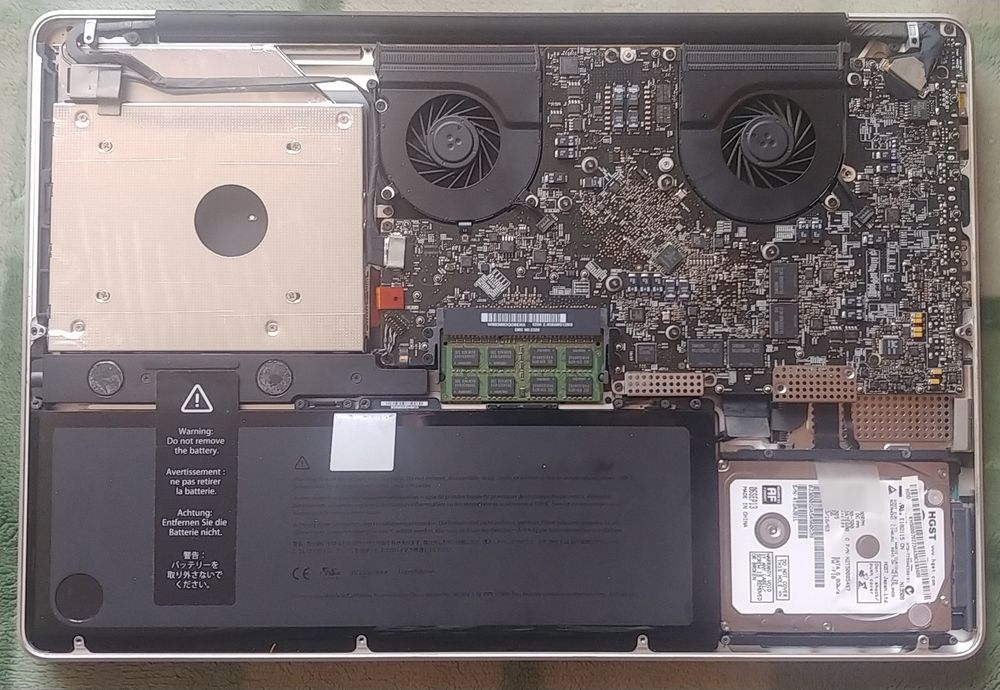 Apple MacBook Pro 17" A1297