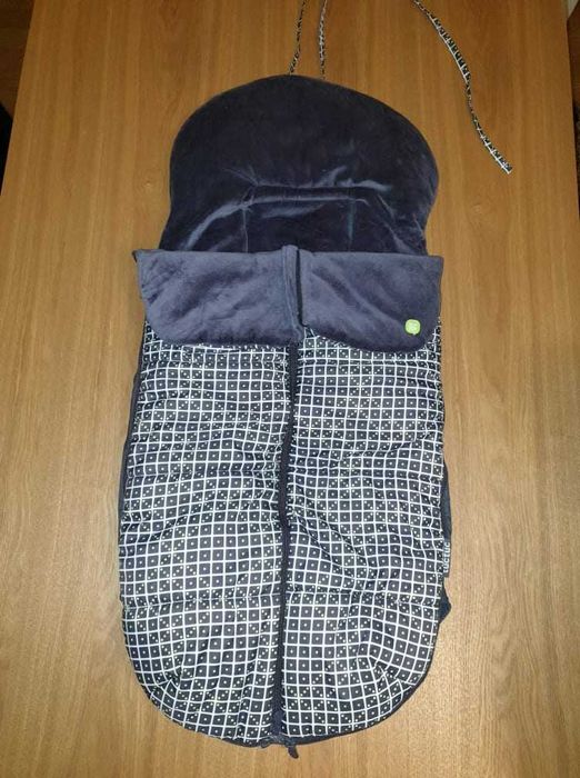 Carro bengala para criança marcaTuctuc, inclui forra de inverno