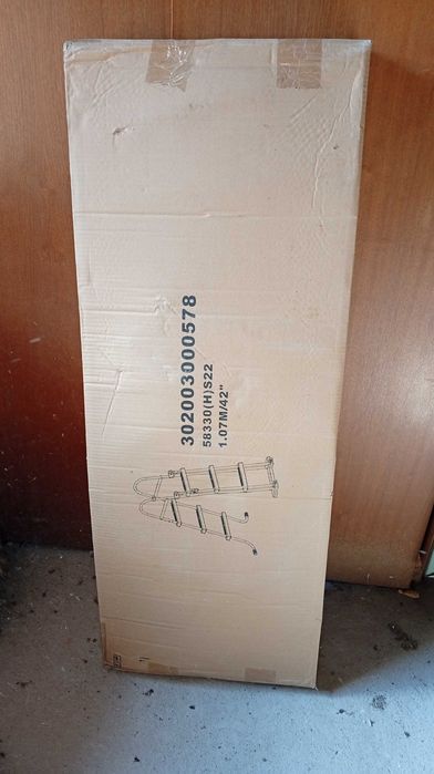 Drabinka do basenu 107 cm - zapakowana fabrycznie. Kurier np. Inpost.